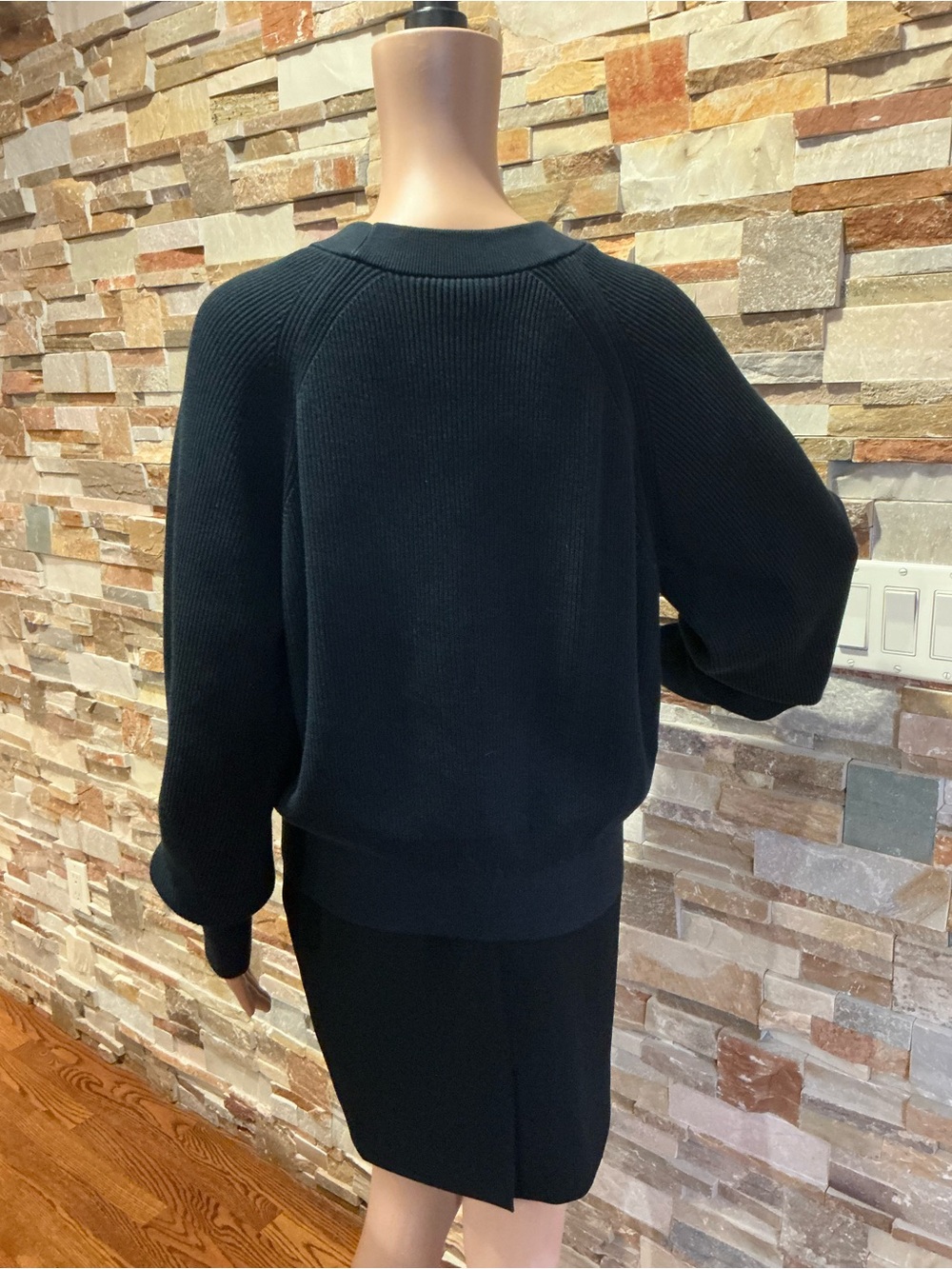 COS Black V-Neck Button-Front Ribbed Cardigan - Picture 4 of 10